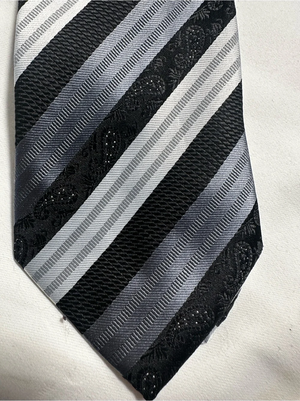 A58. Pack of 4 Men’s Designer Silk Ties - Black, Gold, Brown,navy
